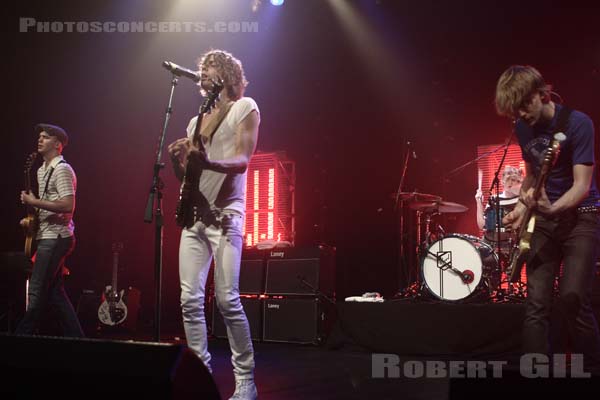 RAZORLIGHT - 2007-02-01 - PARIS - Le Bataclan - Andrew William Burrows - Jonathan Edward Borrell